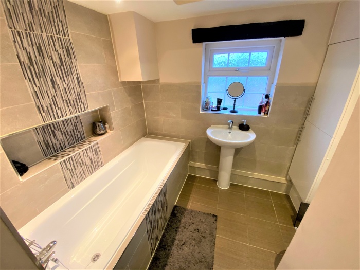 Castle Cottage Jones Cameron