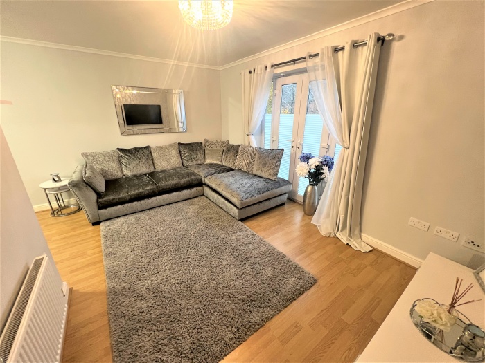 4 Alder Grove Jones Cameron