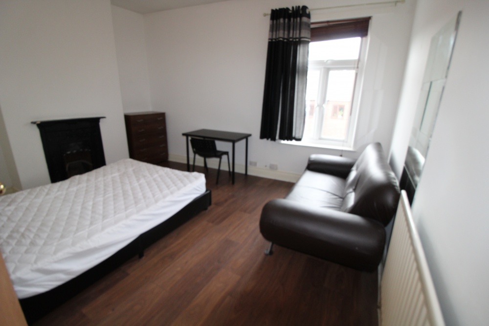 STEPPING LANE, DERBY,