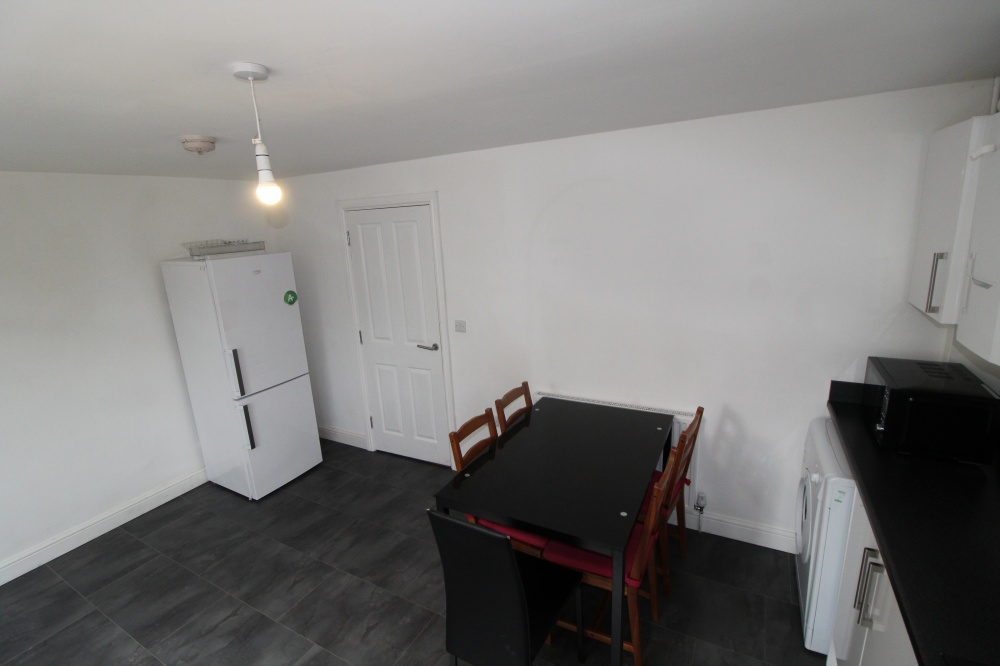 Mundy Close, ,