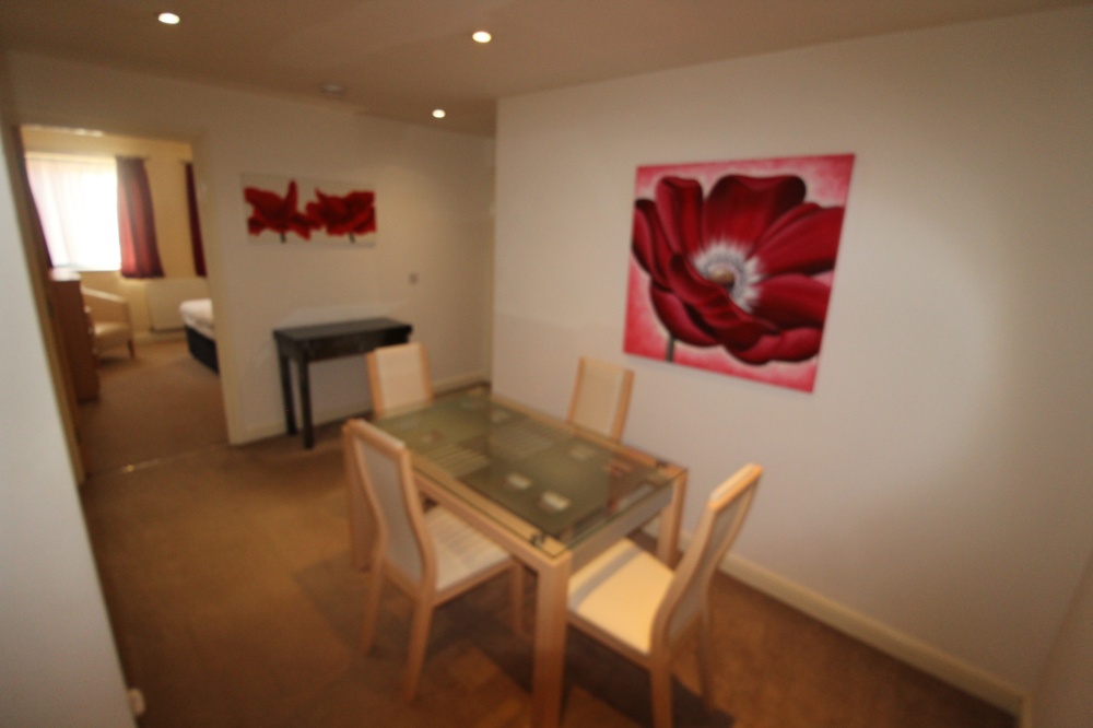 2 bed luxury City Centre apartment
