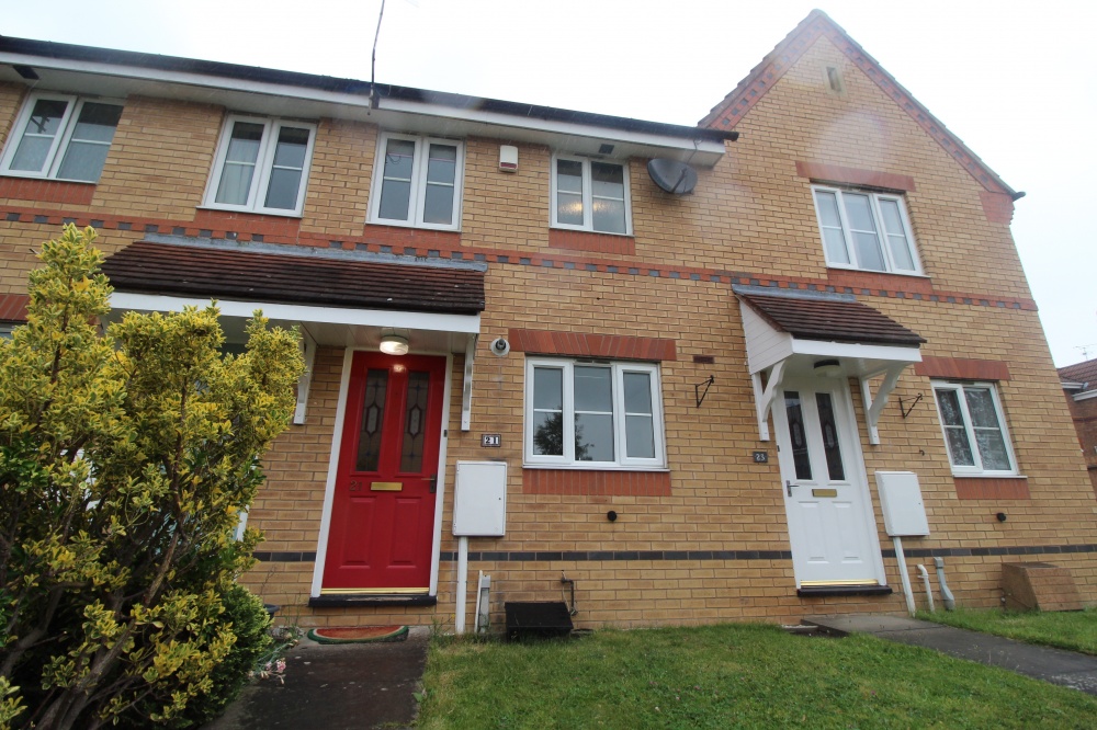 21 Maidwell close