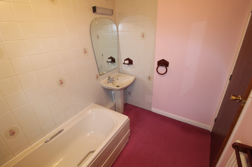 9 Birchfield Close