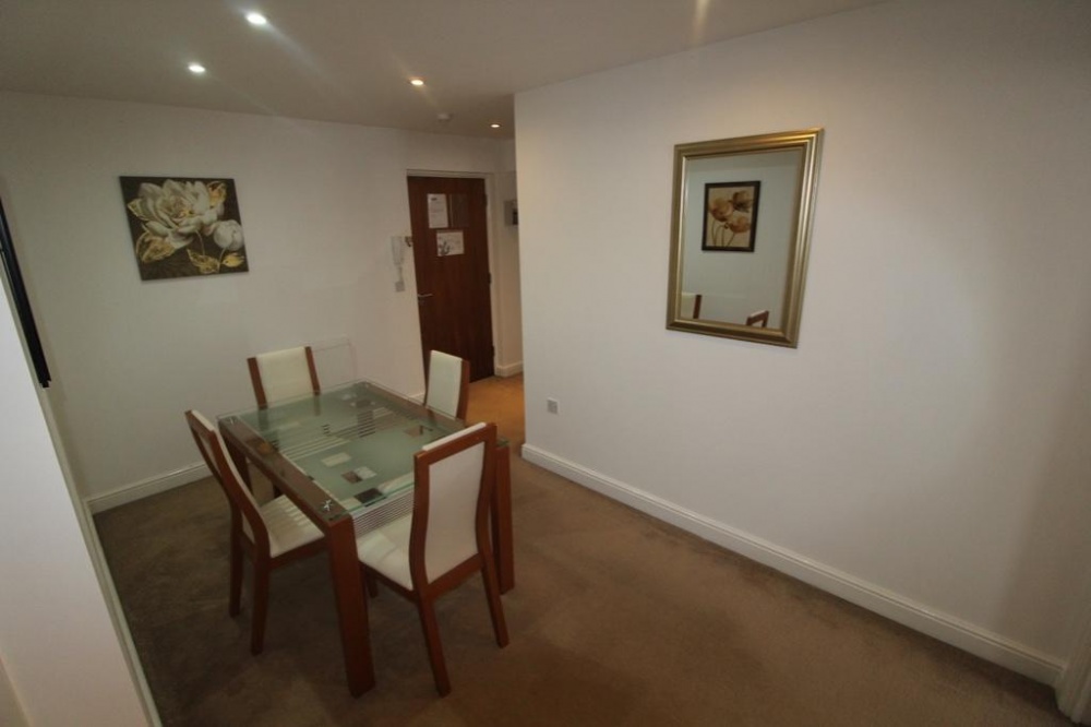 Apartment 10 Luxe, St Helens Street