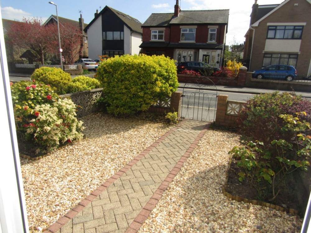 Chain Lane