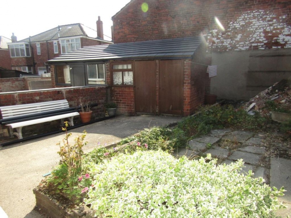 11 Cadby Avenue