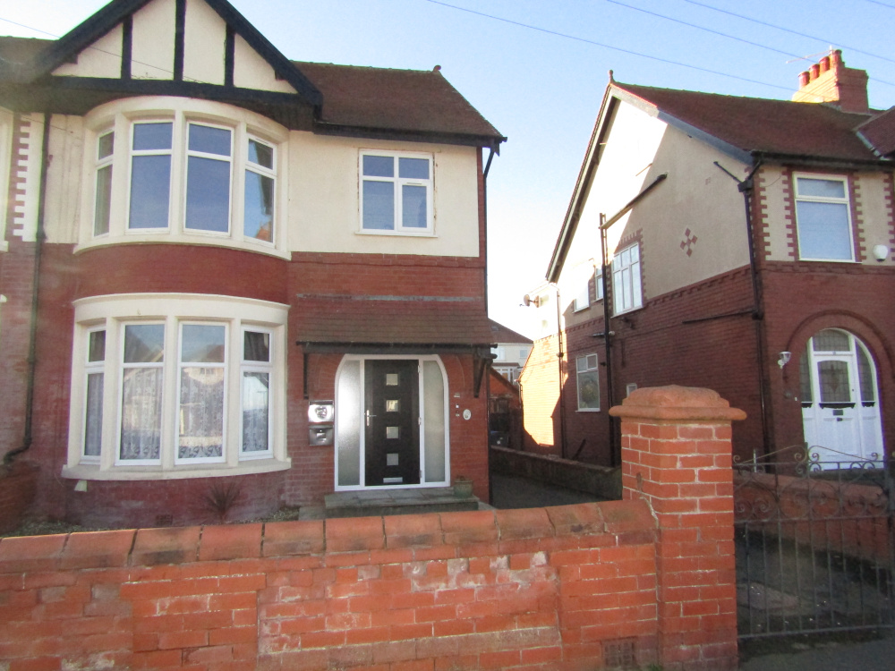Leyburn Avenue
