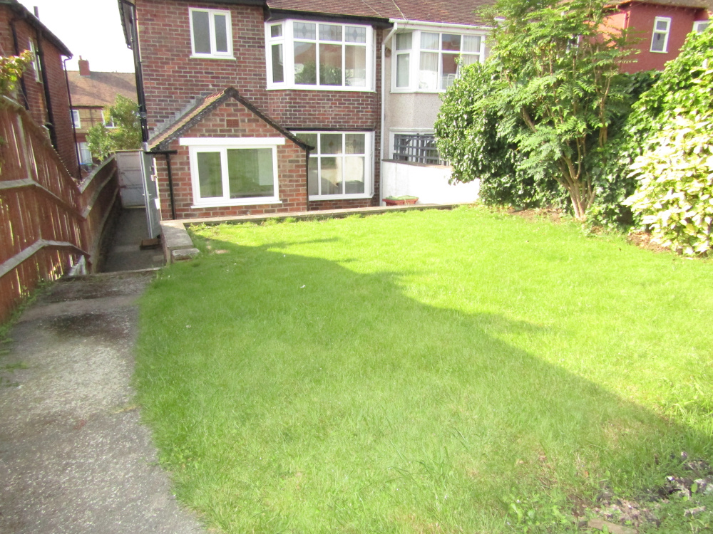 203 Red Bank Road, Bispham, Blackpool, FY2 9EA