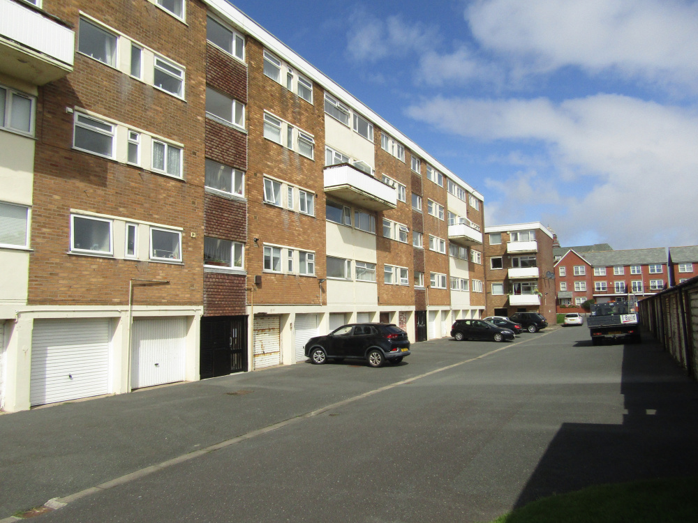Pembroke Court