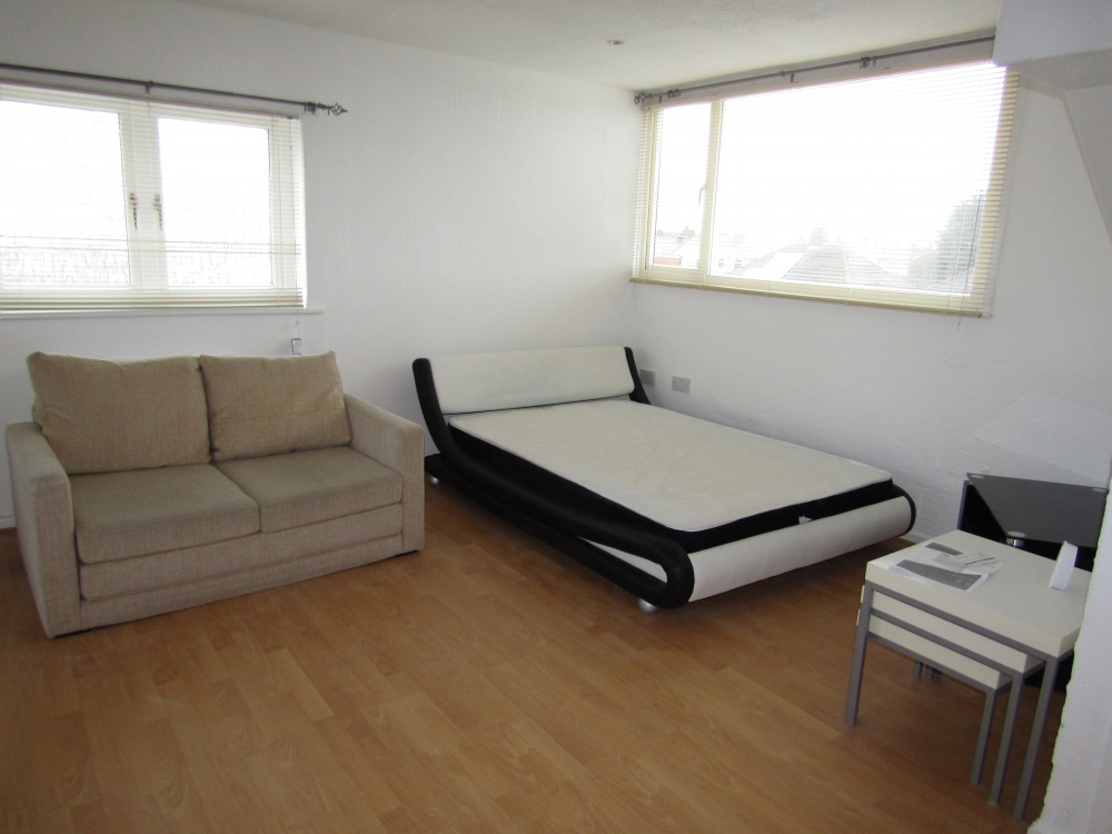 68B Ashfield Road