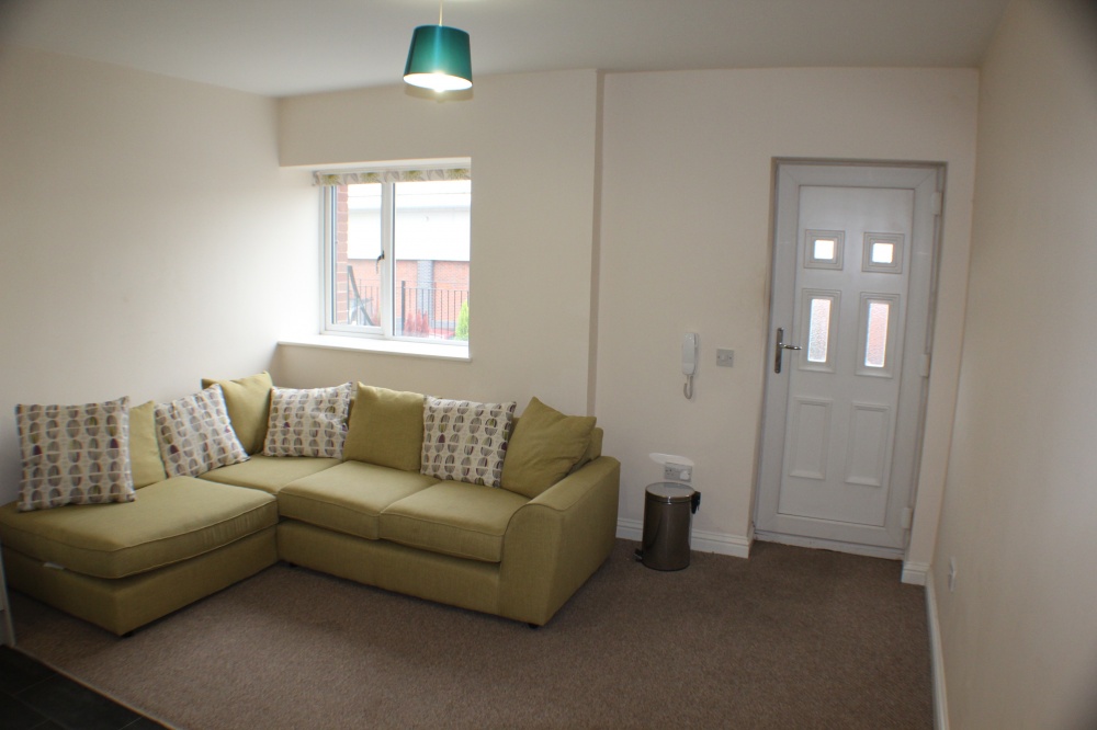 Flat  49-57 High Street Droitwich Spa