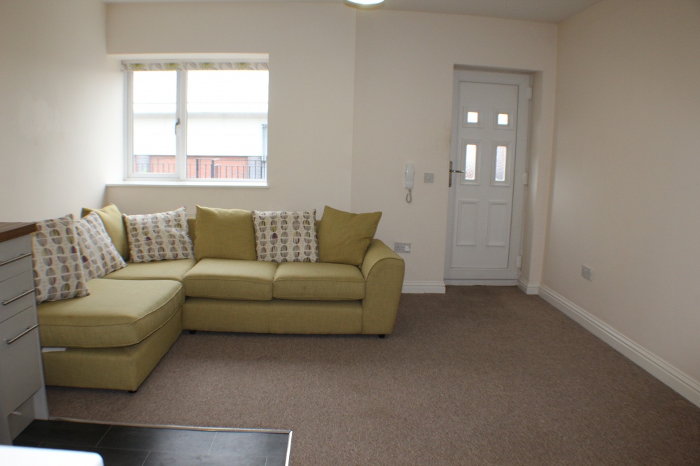 Flat  49-57 High Street Droitwich Spa