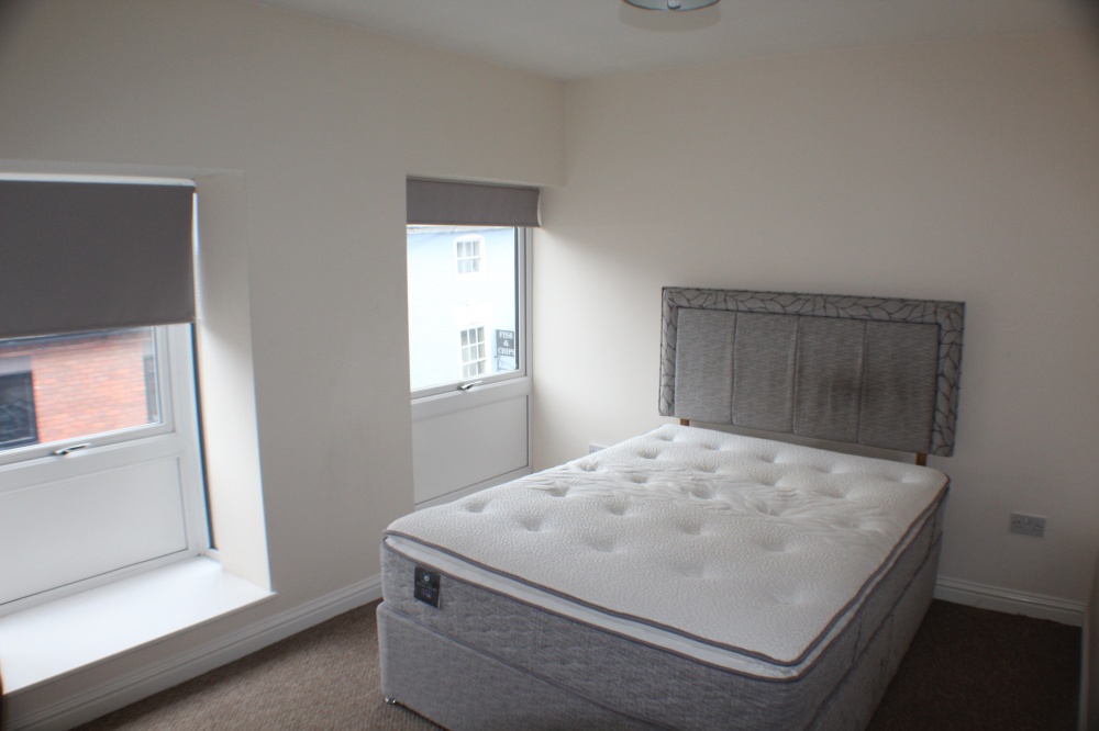 Flat  49-57 High Street Droitwich Spa