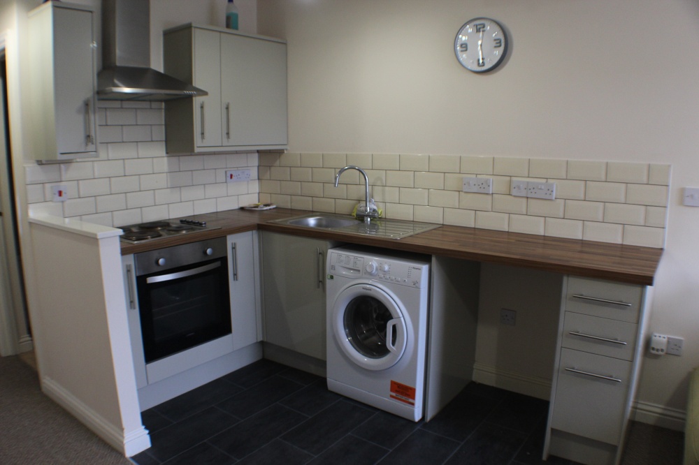 Flat , -, High Street  Droitwich Worcestershire