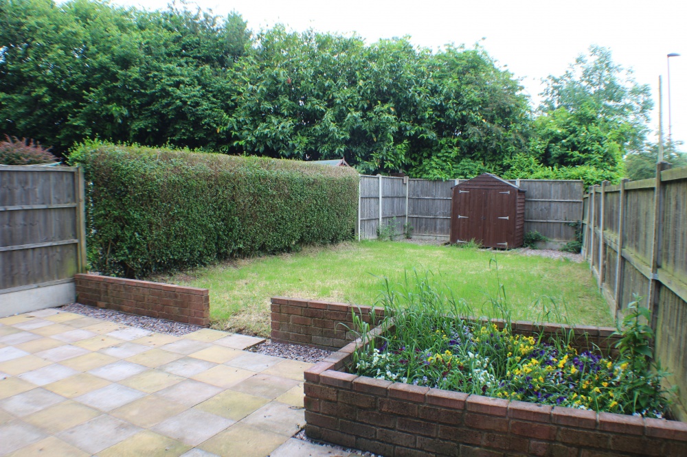 windsor close Rubery