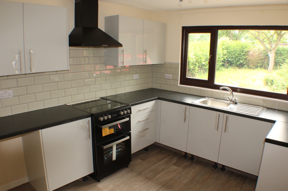 windsor close Rubery