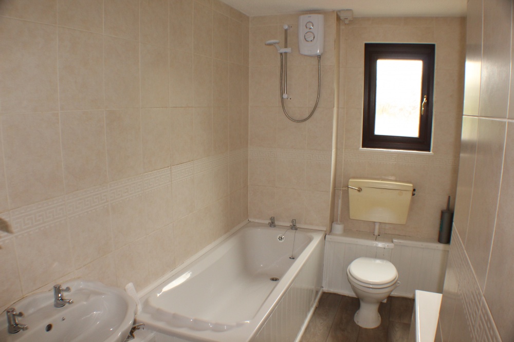 windsor close Rubery