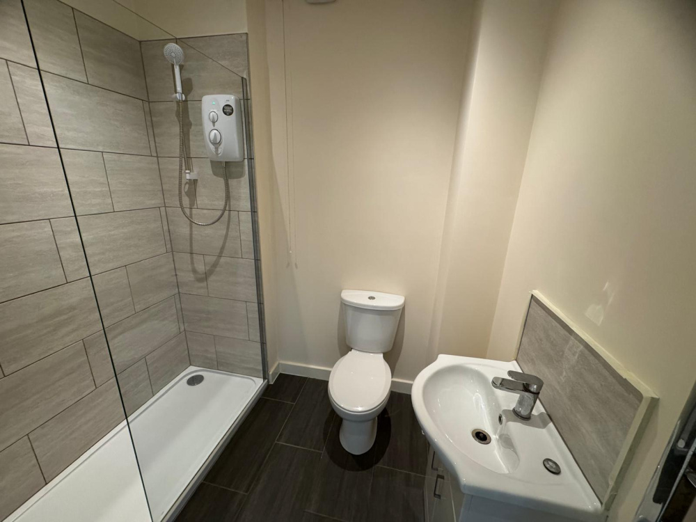Flat  – HIgh Street Droitwich Spa
