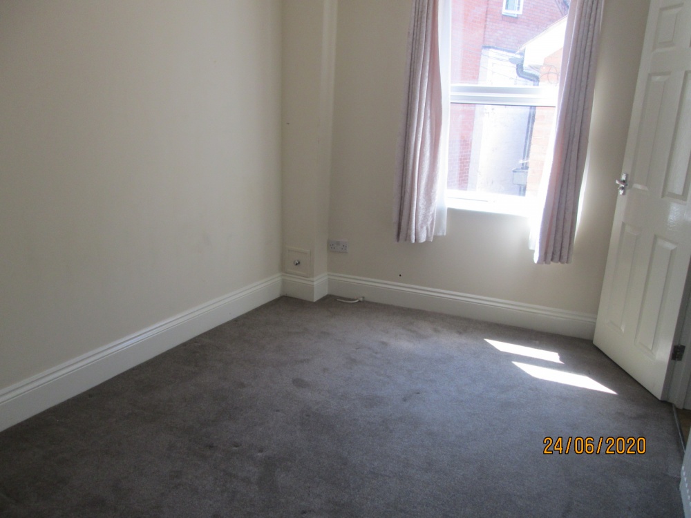 – High Street Droitwich Spa