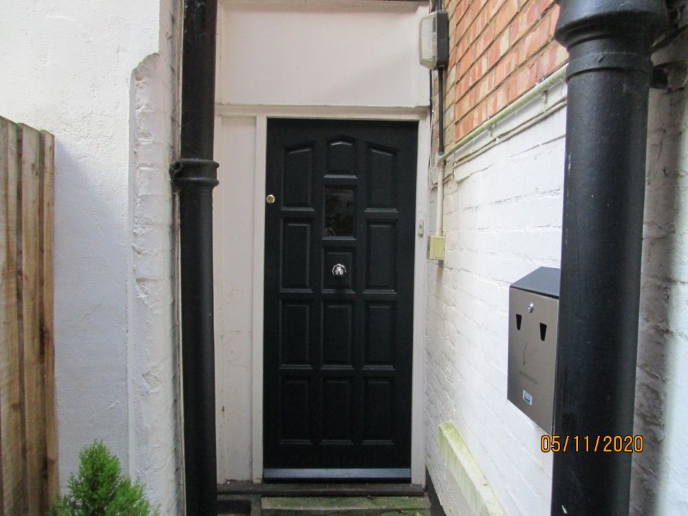 b High Street Droitwich Spa