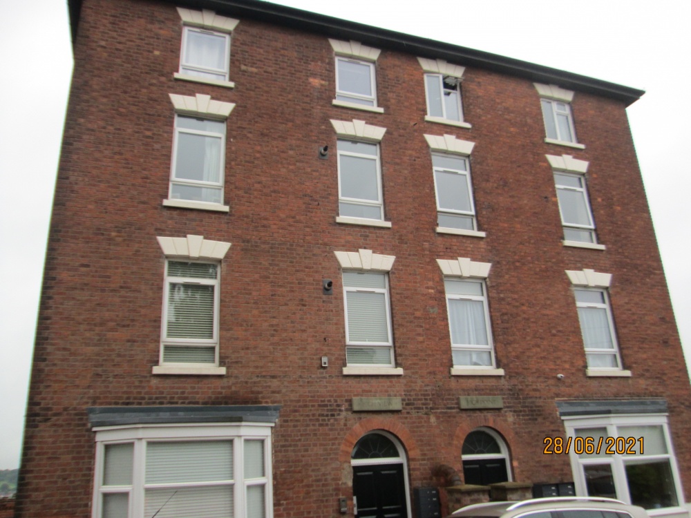 flat  44 Tunnel Hill Worcester
