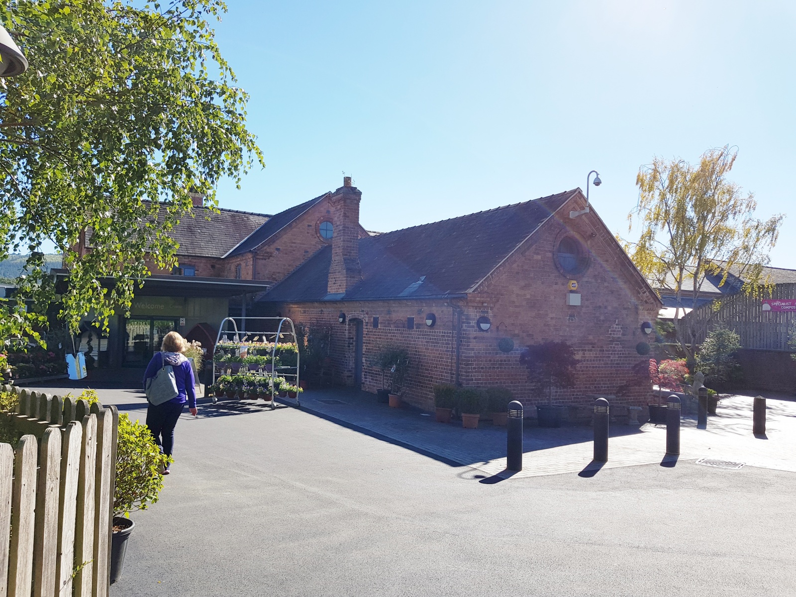 Offices at Coed Y Dinas Welshpool Price 2663