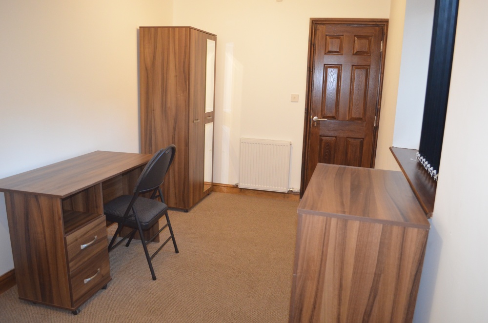 Newton Grove, Off Dartmouth Rd, Selly Oak, B29 6ED