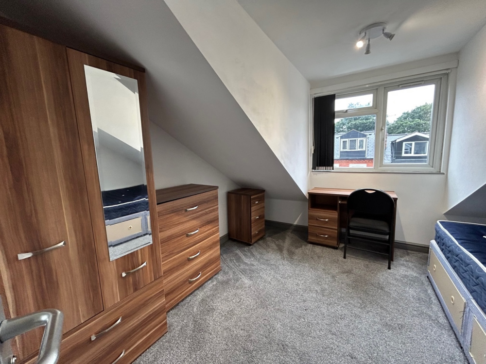 Hubert Road, Birmingham, Selly Oak, B29 6ET