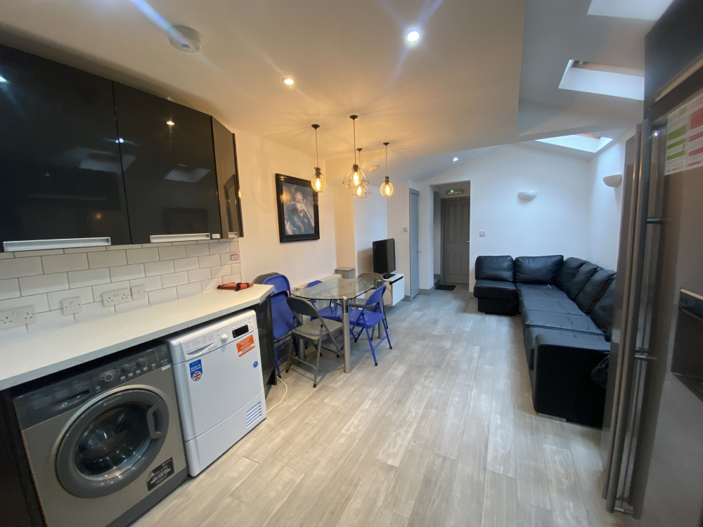 Hubert Road, Birmingham, Selly Oak, B29 6ES