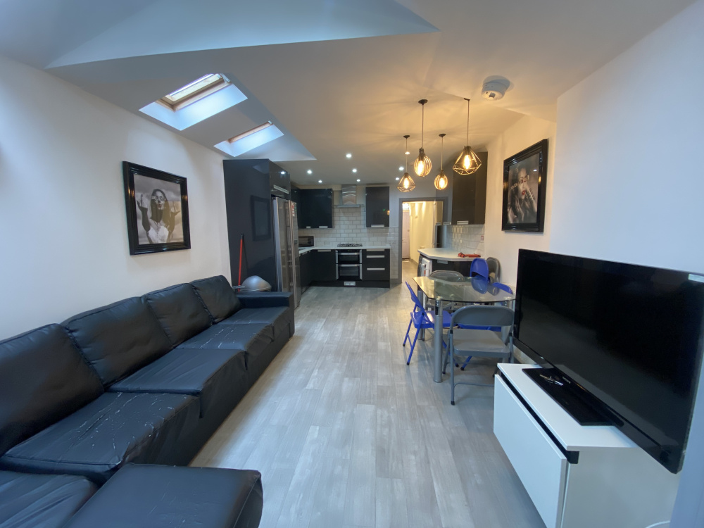 Hubert Road, Birmingham, Selly Oak, B29 6ES