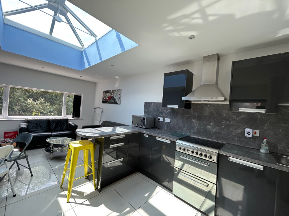 Poole Crescent, Birmingham, Harborne, B17 0PD