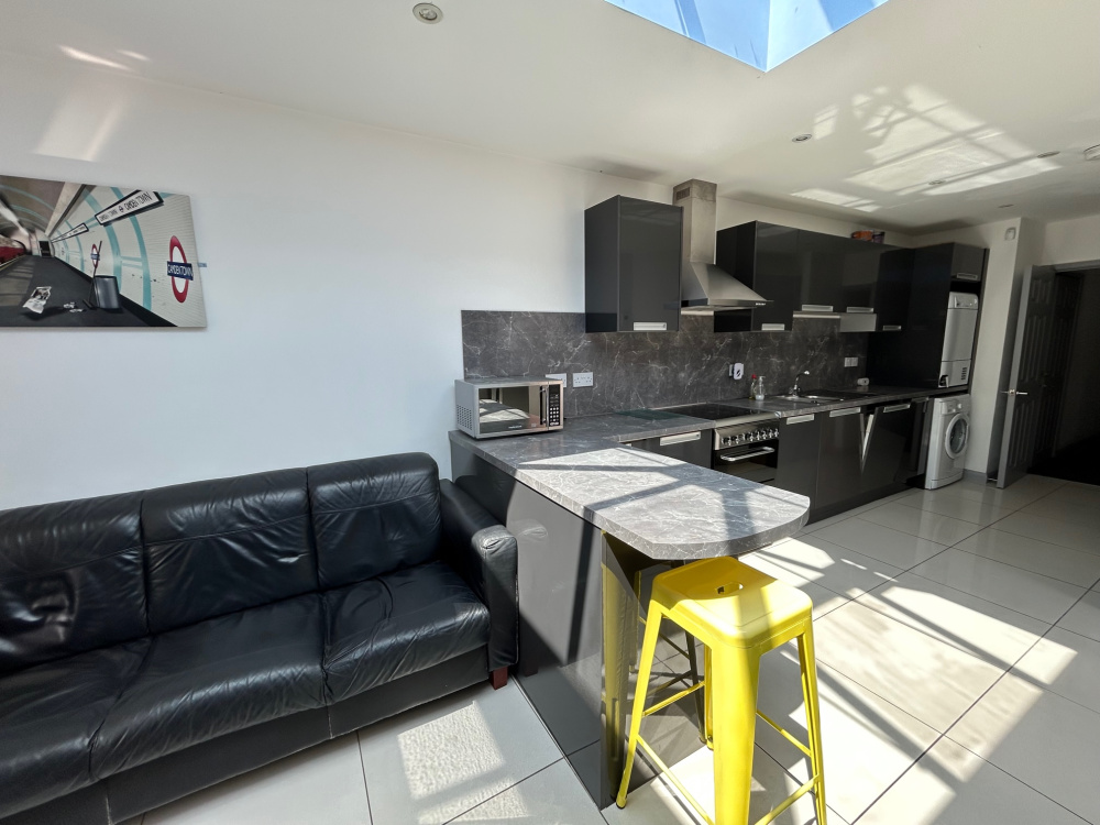 Poole Crescent, Birmingham, Harborne, B17 0PD