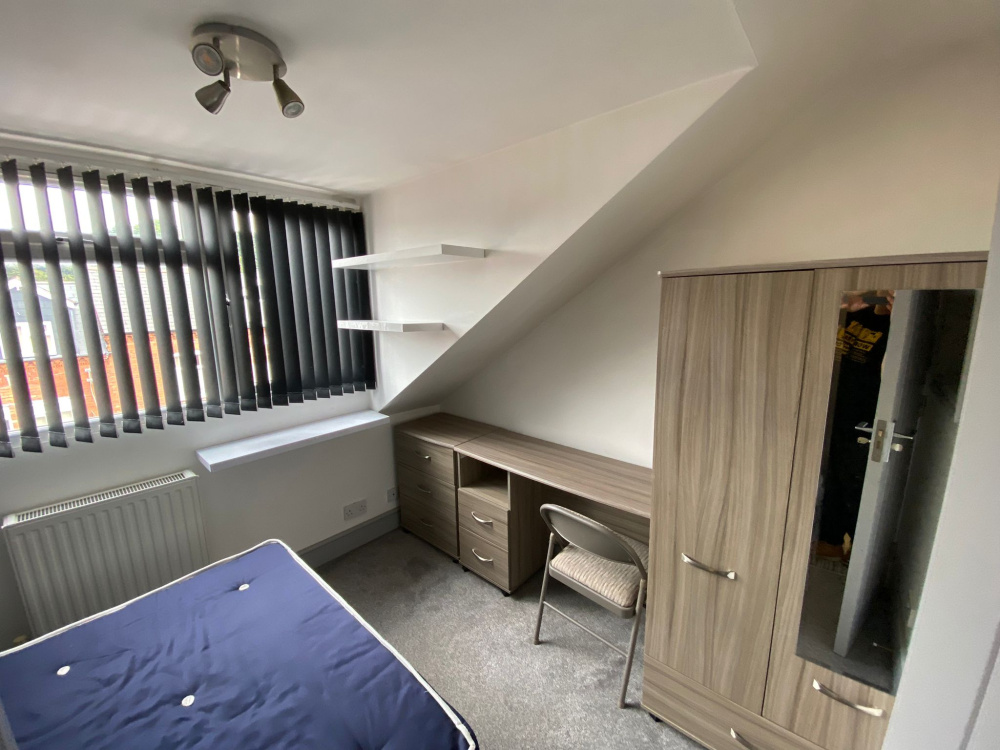 Dawlish Road, Birmingham, Selly Oak, B29 7AR