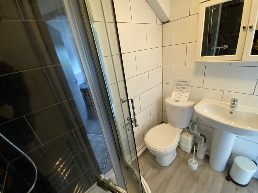 Dawlish Road, Birmingham, Selly Oak, B29 7AR