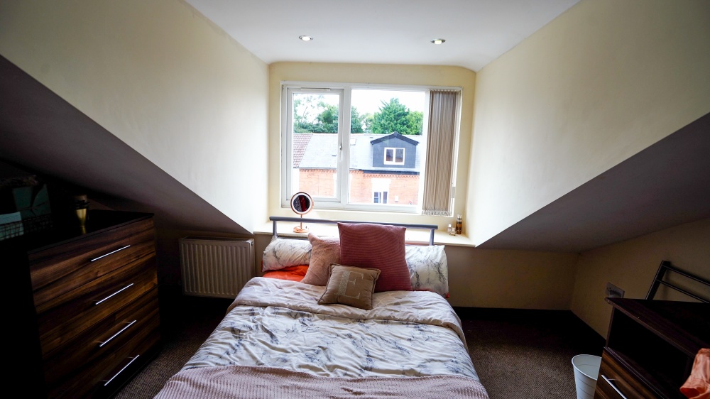 A Dawlish Road, Birmingham, Selly Oak, B29 7AU