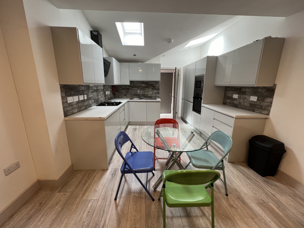 Rose Cottages, off Hubert Road, Birmingham, Selly Oak, B29 6EF