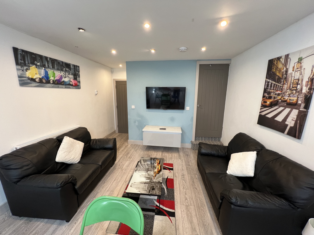 Rose Cottages, off Hubert Road, Birmingham, Selly Oak, B29 6EF