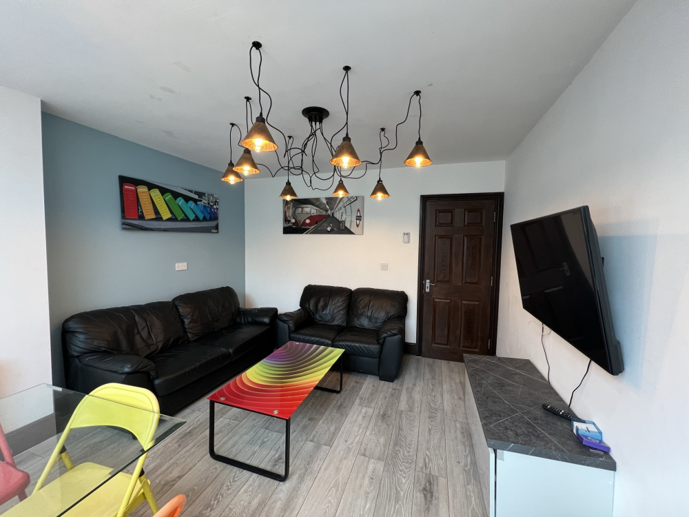 Rose Cottages, off Hubert Road, Birmingham, Selly Oak, B29 6EF