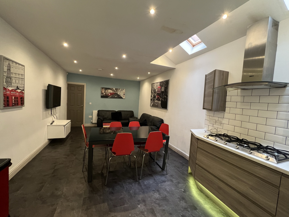 Dawlish Road, Birmingham, Selly Oak, B29 7AT