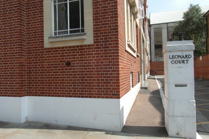  Leonard Court, Edwards Square, Kensington, W8&nbsp;6nn