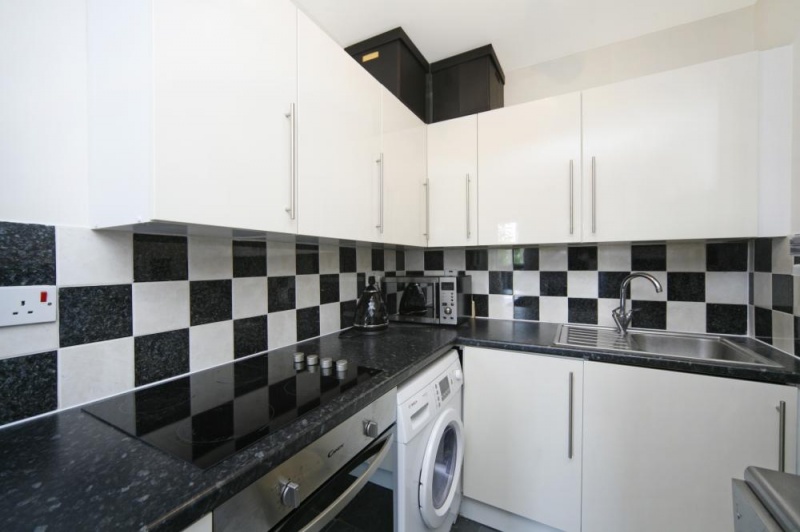 Flat  Sherborne Court, 180-186 Cromwell Road, London, Sw5&nbsp;0ss