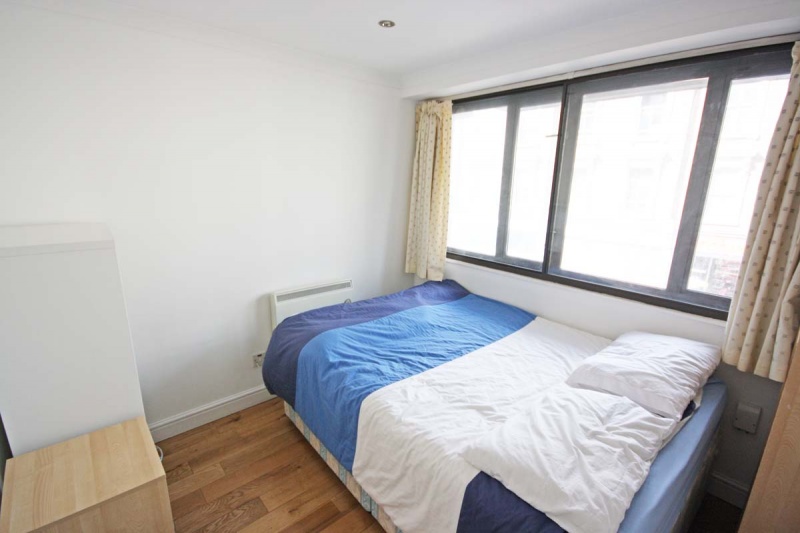 Sullivan And Savoy Court, Earls Court Road, London, Sw5&nbsp;0ua