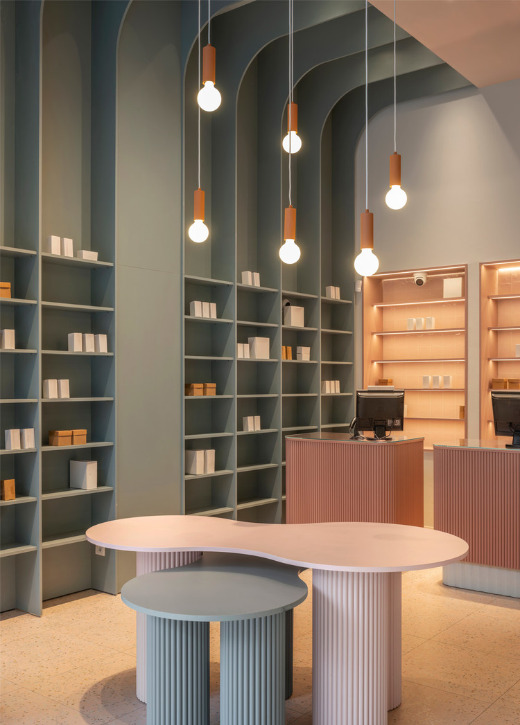 Farmacia Karmelo Torre Polo Estudio
