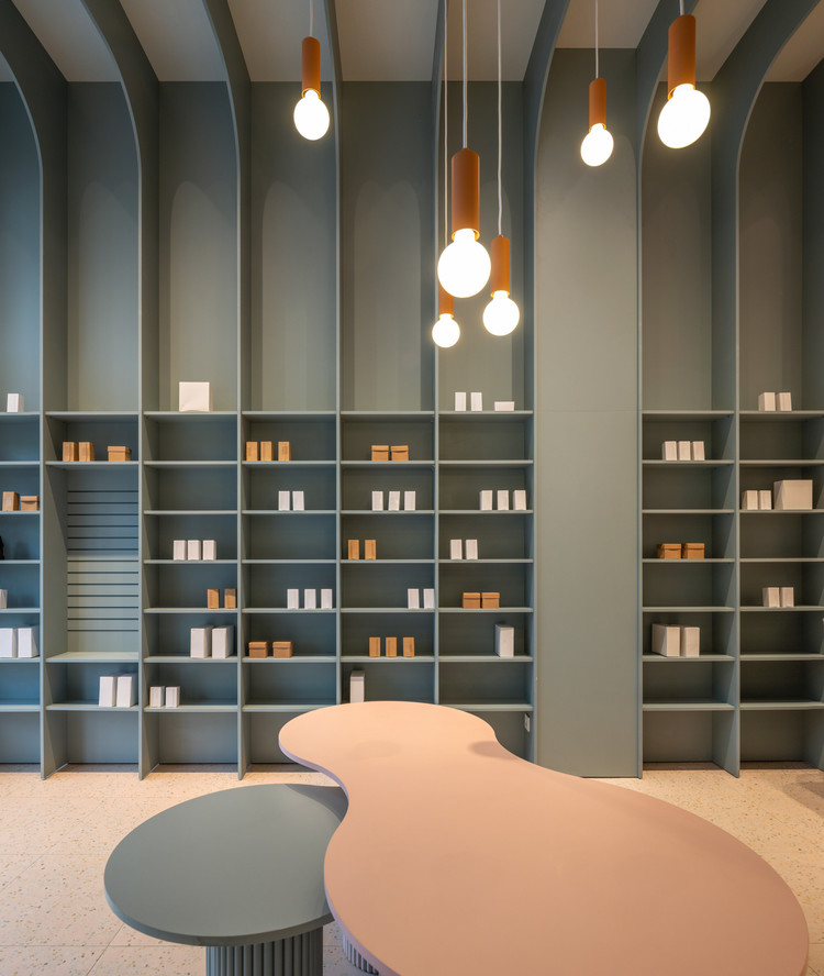Farmacia Karmelo Torre Polo Estudio