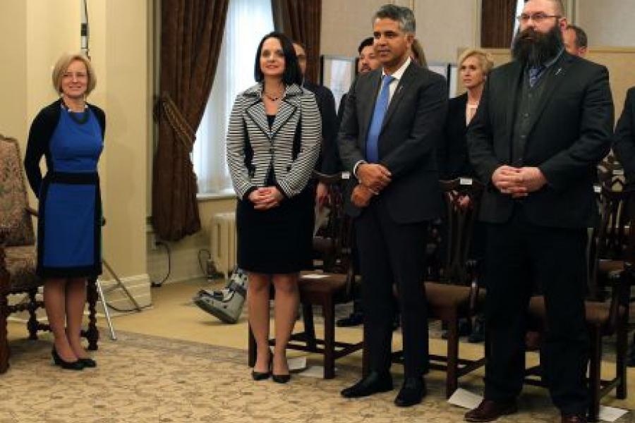 Press Gallery #166: The Shuffle It, Just A Little Bit edition