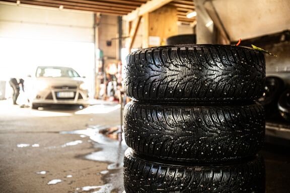 Autonrengasliitto vetoaa poliisiin: malttia nastarengassakkoihin &ndash; kev&auml;&auml;n kelit vaihtelevat yh&auml;