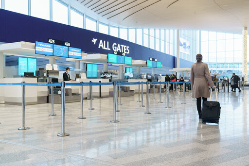 Helsinki-Vantaan lentoaseman l&auml;ht&ouml;aula.