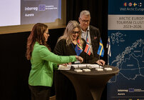 Uusi hanke uudistamaan<br />
matkailua arktisilla<br />
alueilla - Lappi mukana