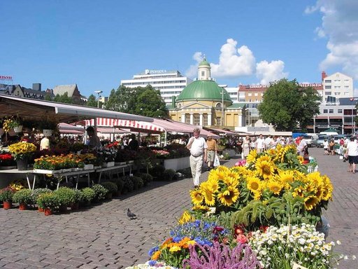 Tampere menetti matkailussa, Turku<br />
ja Rovaniemi yhä suositumpia