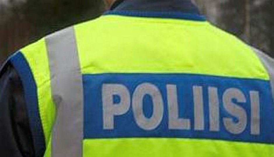 POLIISI VAROITTAA!<br />
Taskuvarkaat ovat jälleen<br />
iskemässä Lapin matkailijoihin